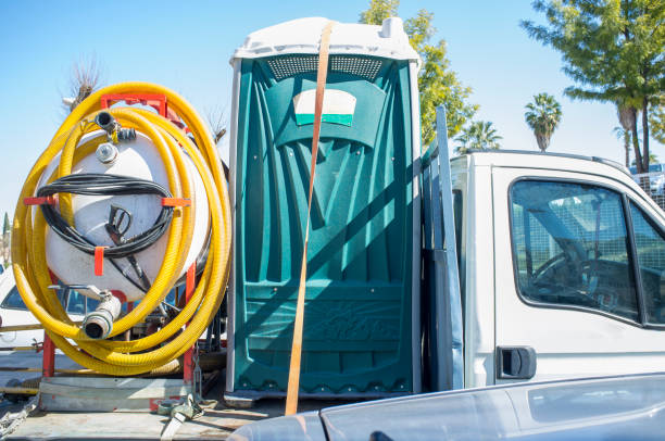 Best Luxury portable toilet rental  in Delhi, LA