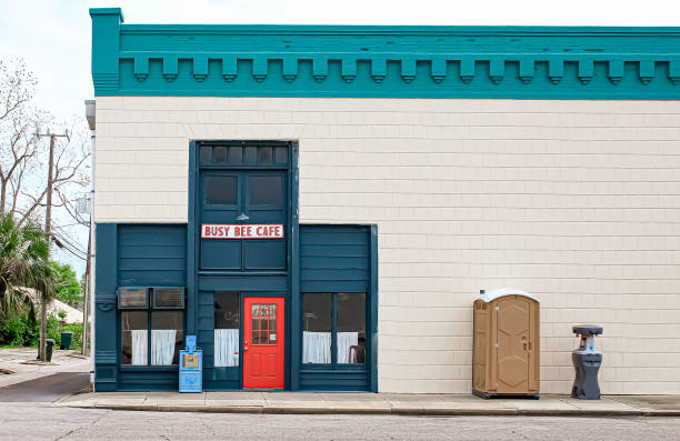 Best Portable bathroom rental  in Delhi, LA